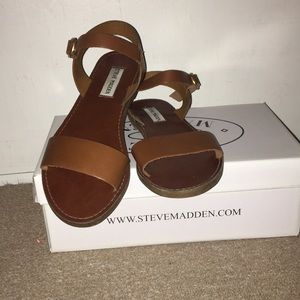 Steve Madden Donddi Sandal